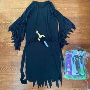 Kids 12-14 Sorceress Halloween Costume with Velvet sleeves